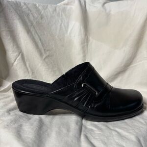 Women's Slip-On Shoes | Clark’s | Size 7.5 (US)